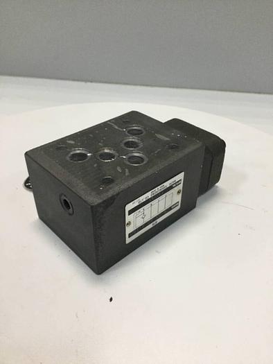 Used NACHI Valve CM-03-A0.4-T50 #96944