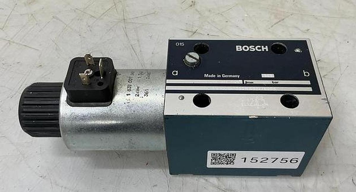 Used BOSCH 0 810 001 825
