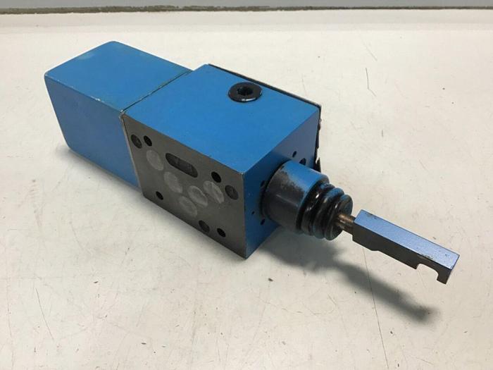 Used PARKER Directional Control Valve D3T1H21X4537 #126663
