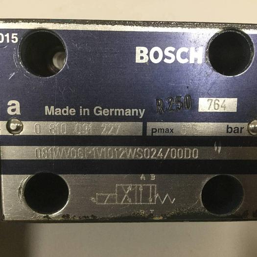 Used BOSCH Directional Valve 0 810 091 227 #90913