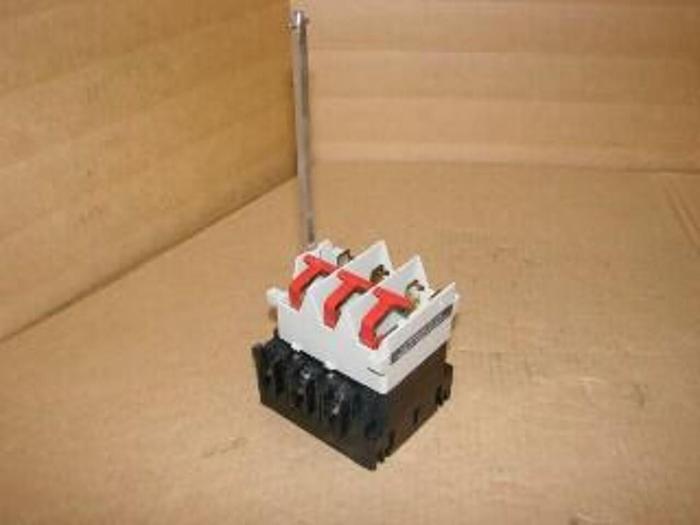 Used ALLEN BRADLEY 30 Amp Disconnect Switch 194R-NJ030P3 SER B #21262