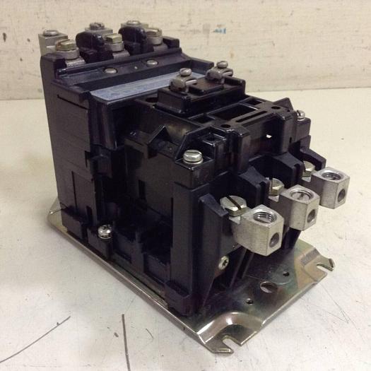 Used ALLEN BRADLEY 60 Amp AC Contactor 500FL-COD93 SER A #87772