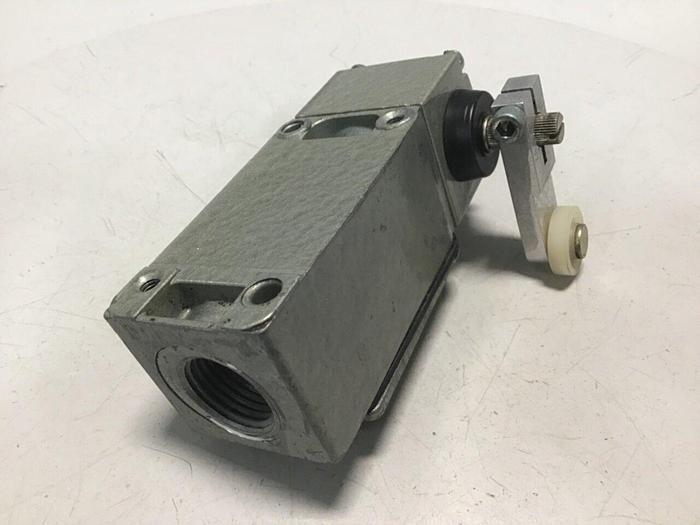 Used TELEMECANIQUE Limit Switch C3JK06 #113174