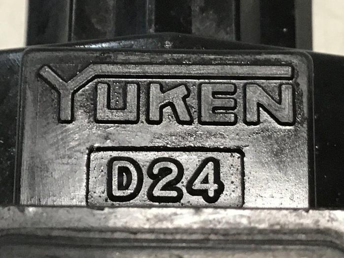 Used YUKEN Directional Valve DSG-01-3C40-D24-N-50299 #136558