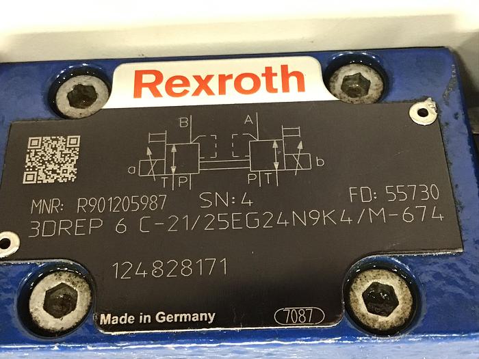 Used Rexroth  Valve 3DREP 6 C-21/25EG24N9K4/M-674 Used #144615
