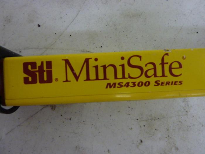 Used STI Light Curtain Receiver MS4320BR #60040