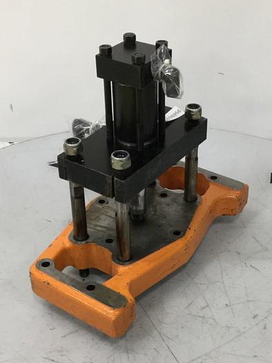 Used CINCINNATI MILACRON Ejector Box VT165-13 / EB Used