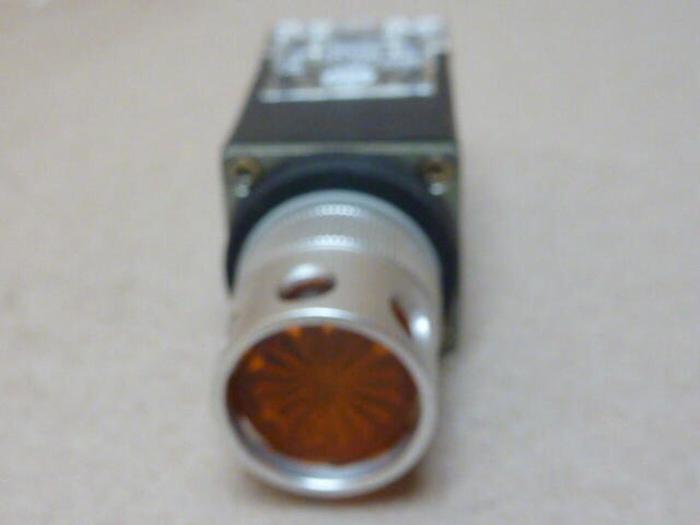 Used ALLEN BRADLEY Push Button 800MR-QA24S AMBER #30417