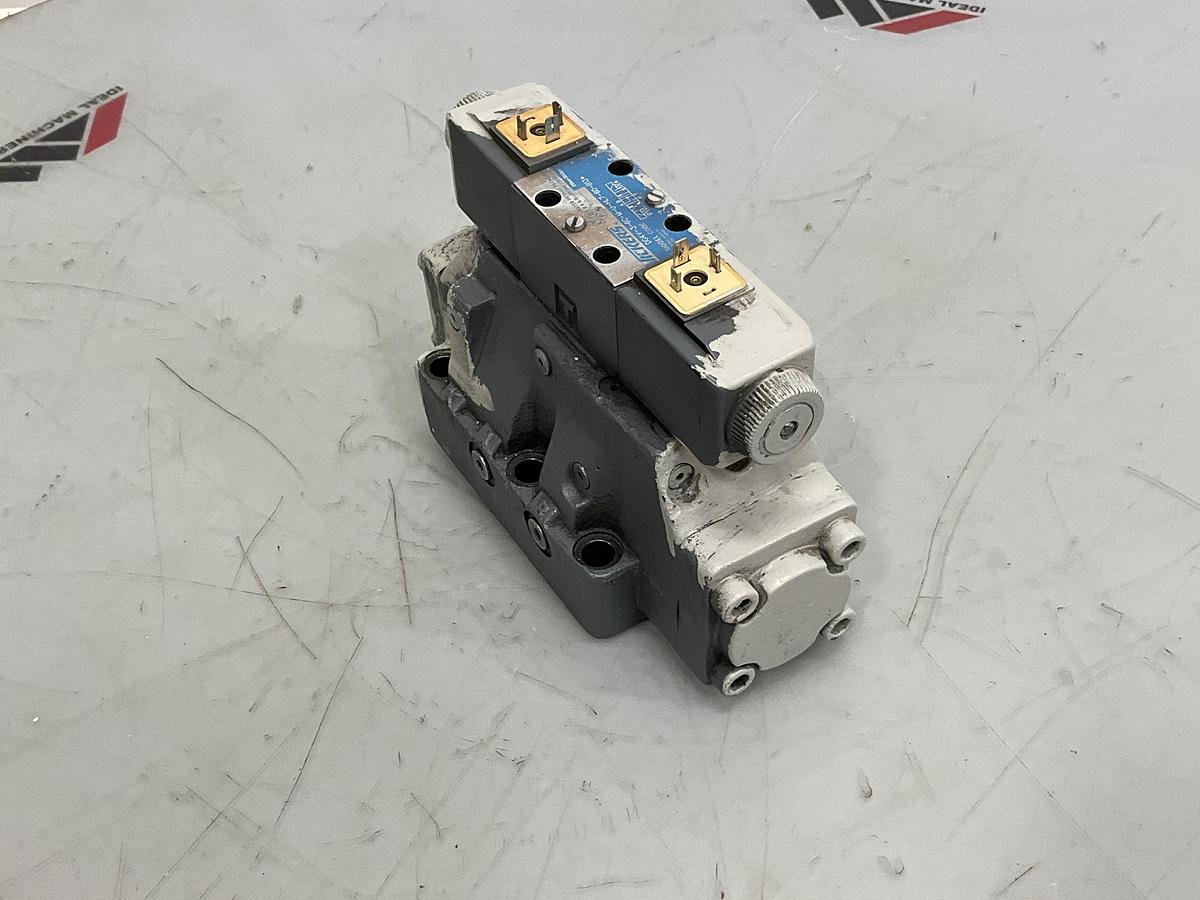 Used VICKERS DG5S-8-31C-E-T-M-U-HL7-B13-40