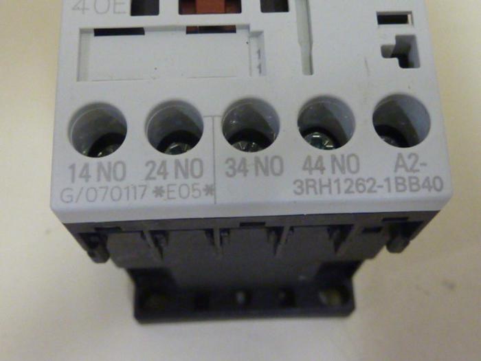 Used SIEMENS Control Relay 3RH1262-1BB40 #63671