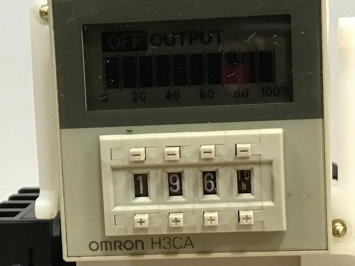 Used OMRON Timer H3CA-8 #124243