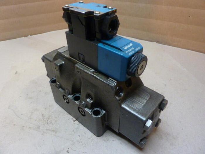Used VICKERS Directional Valve DG5SH81AEWB20 #30392