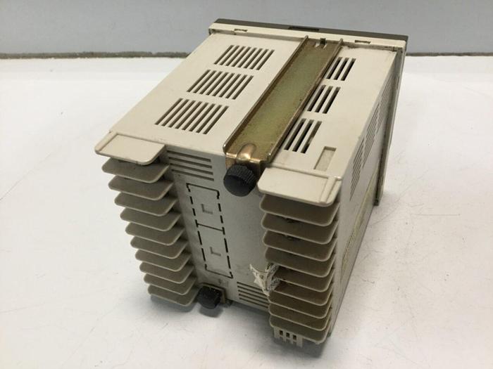 Used OMRON Temperature Controller E5AX-AH-F #110064