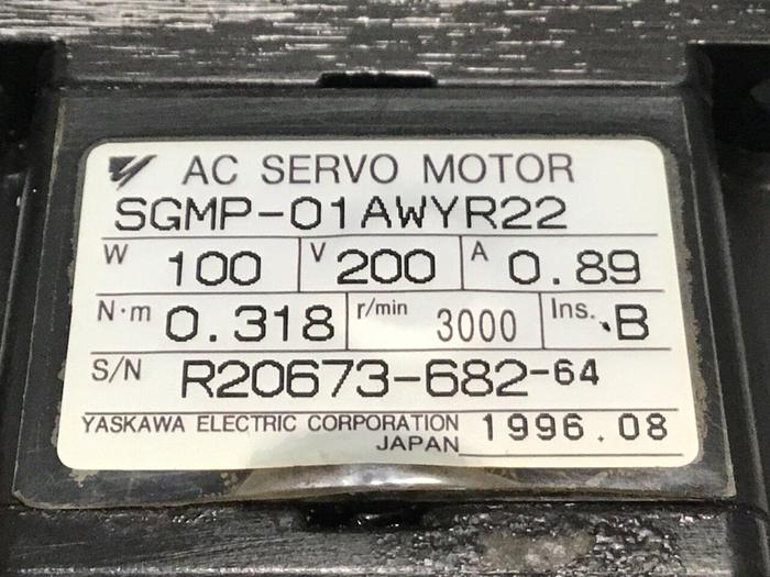 Used YASKAWA Servo Motor SGMP-01AWYR22 #131500