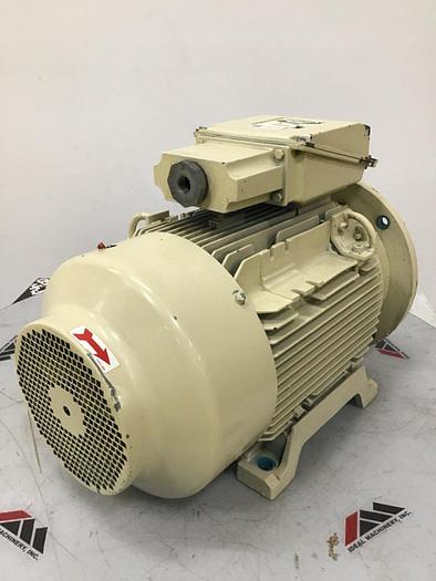 Used BROOK CROMPTON 40 HP AC Motor W-DF200LNX-H Used