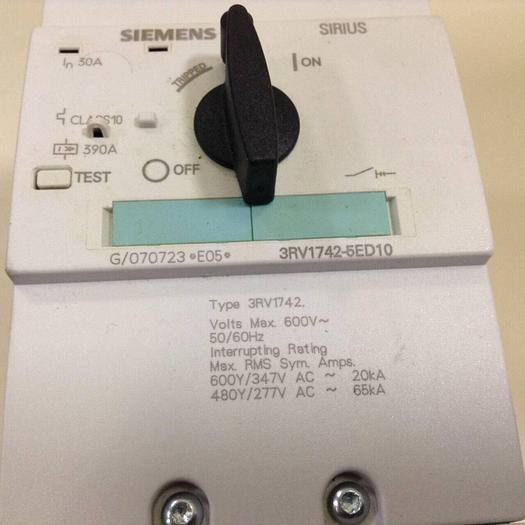 Used SIEMENS 30 Amp Circuit Breaker 3RV1 742-5ED10 #86040