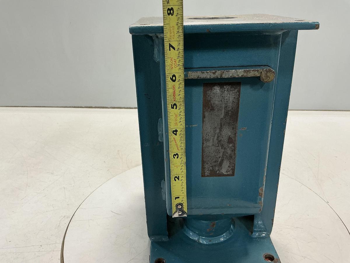 Used METAL FABRICATOR NO MODEL / NO TAG