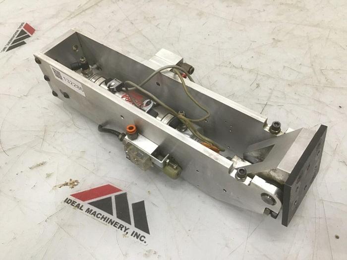 Used MARK II AUTOMATION End of Arm Tooling 320EL2 / EOAT #132286