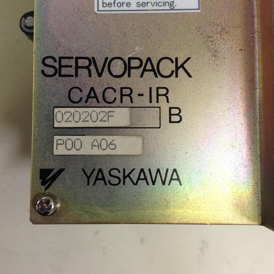Used YASKAWA Servopack CACR-IR020202F #76536