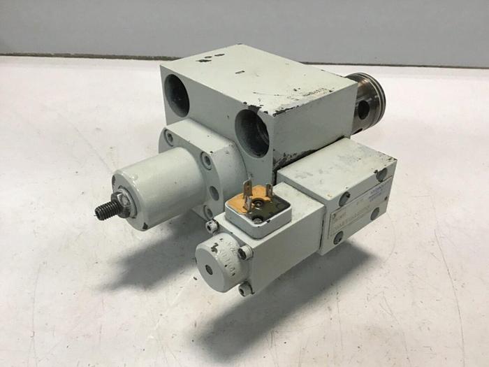 Used MOOG HYDROLUX Hydraulic Valve DWME3P06A4007NB #137992