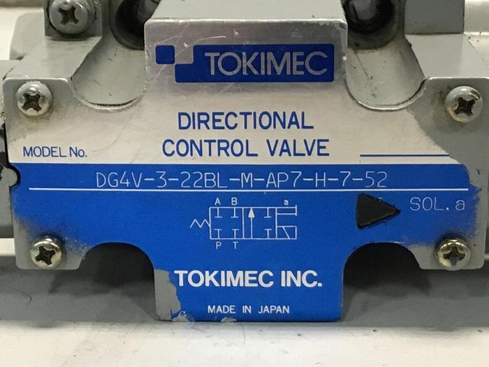 Used TOKIMEC Valve DG4V-3-33C-M-AP7-H-7-52 #126871