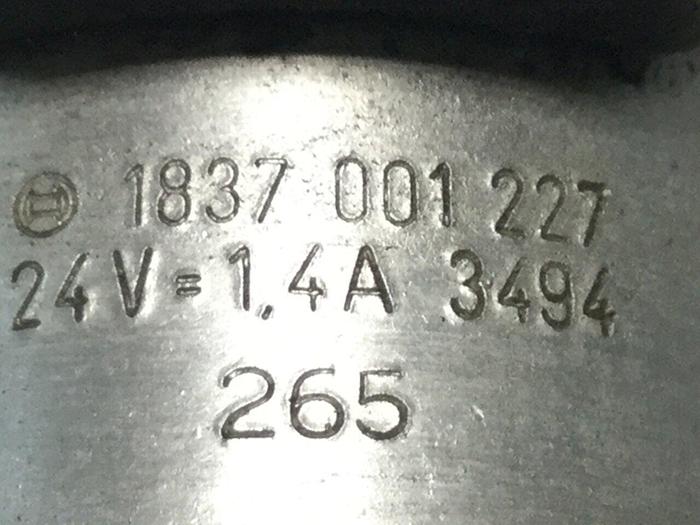 Used BOSCH Directional Valve 0 810 091 227 Used