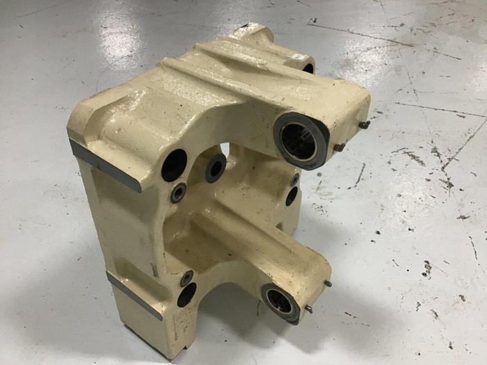 Used CINCINNATI DYNACOMP Rear Platen 3990765 Used