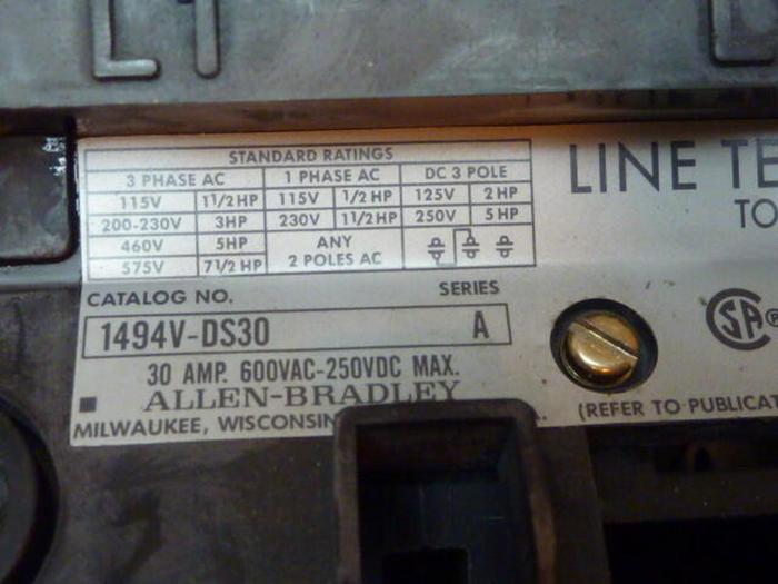 Used ALLEN BRADLEY 30 Amp Disconnect Switch 1494V-DS30 SER A #33739