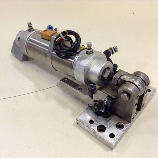 Used YUSHIN AMERICA End of Arm Tooling VA200SE-EOA #87386