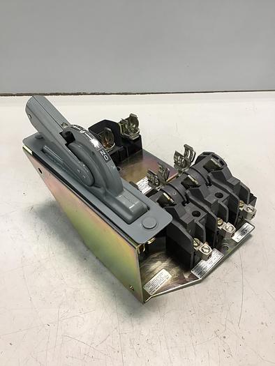 Used ALLEN BRADLEY Fuse Block Adapter Plate 1494F-R666 Used #145376