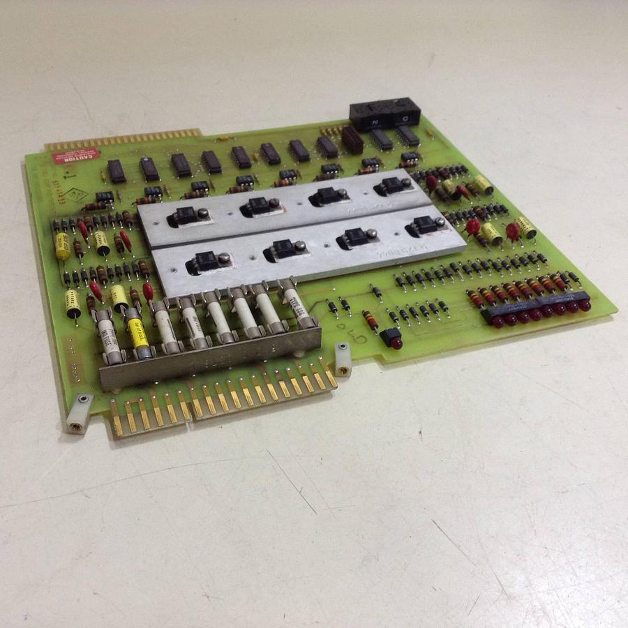Used CINCINNATI MILACRON Output Board 3-531-3563A USED