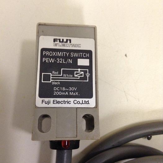 Used FUJI ELECTRIC Proximity Switch PEW-32L/N #69892