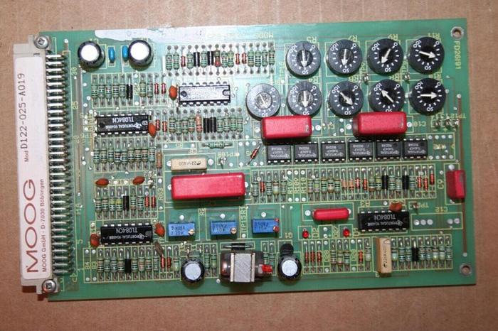 Used MOOG Circuit Board D122-025-A019 Used