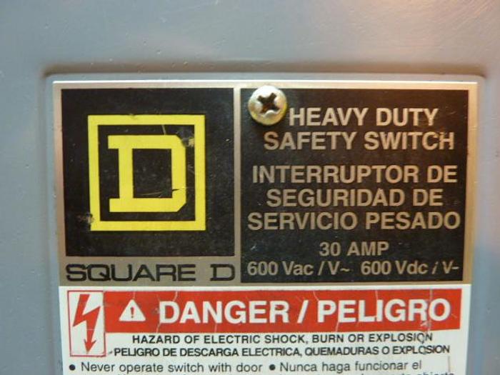 Used SQUARE D 30 Amp Safety Disconnect Switch H361 E1 Used