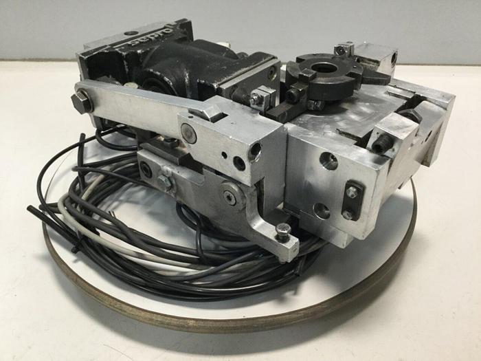 Used SEPRO ROBOTIQUE End of Arm Tooling RA037 Used