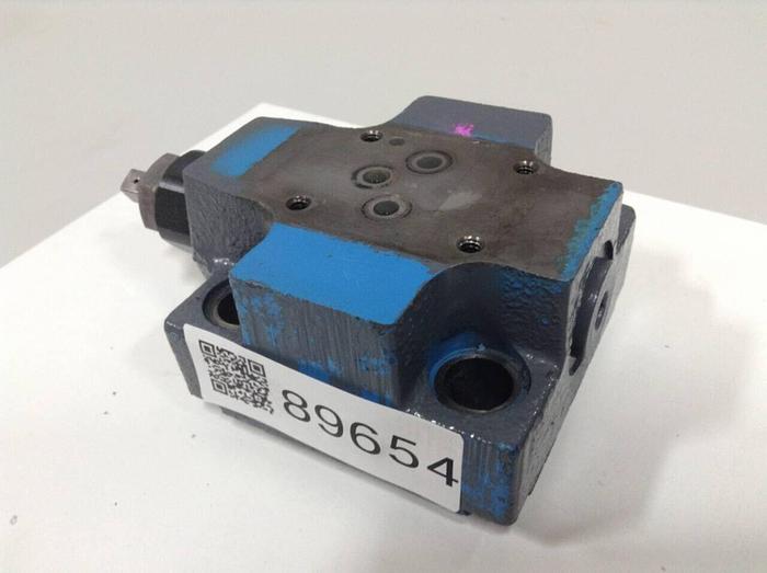 Used VICKERS Hydraulic Valve CVCS25C1S2W24510AP10 #89654