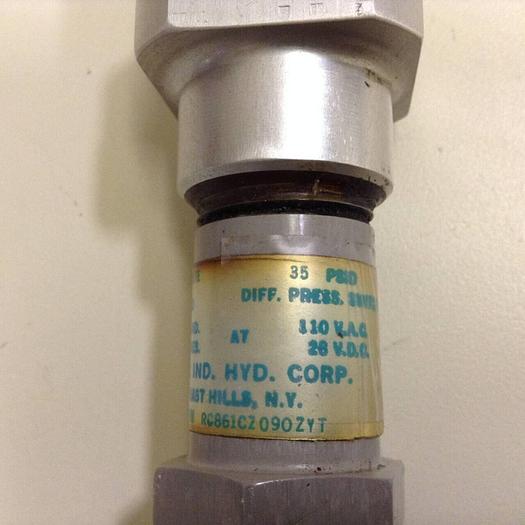 Used PALL INDUSTRIAL Pressure Switch RC861CZ090ZYT Used