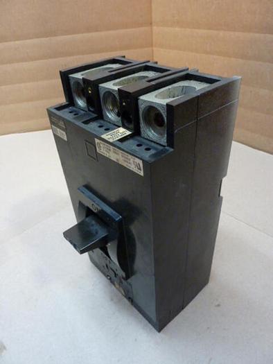 Used SQUARE D 400 Amp Circuit Breaker LAL3640032M #30192