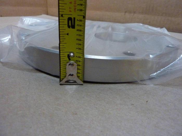 KURT J LESKER Stainless Steel Flange 25MW1-210-011 #40068  DNL SCRAPPED