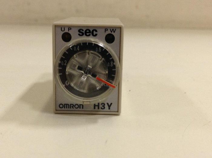 Used OMRON Timer H3Y-2-1 SECOND #79524