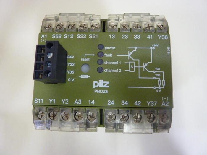 Used PILZ Safety Relay PNOZ83S/1O #49030
