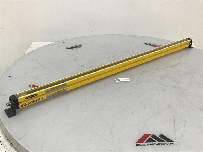 Used BANNER ENGINEERING Light Curtain SLSVAE30-1050Q8 USED