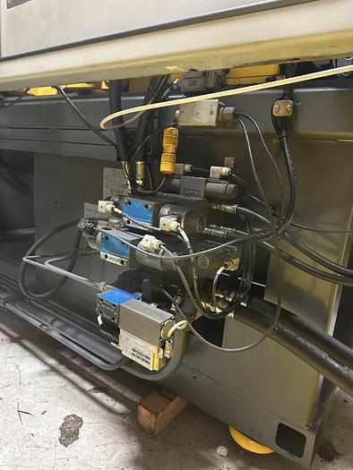 Used VAN DORN 230 Ton Injection Mold Machine 230-HT-20 USED