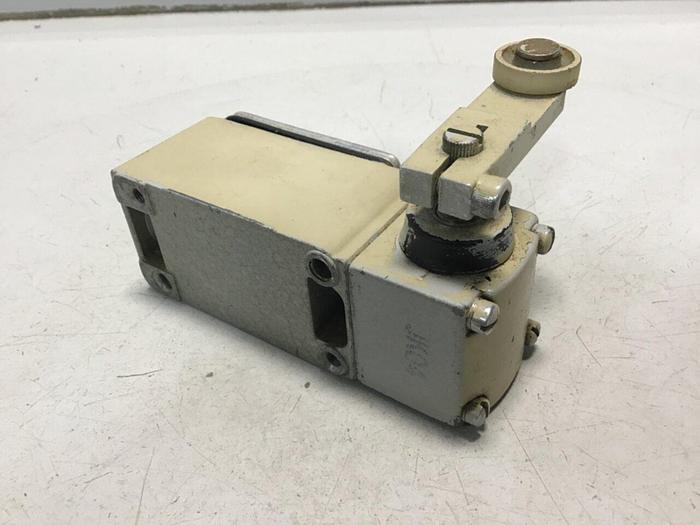 Used TELEMECANIQUE Limit Switch C3JK04 #121646