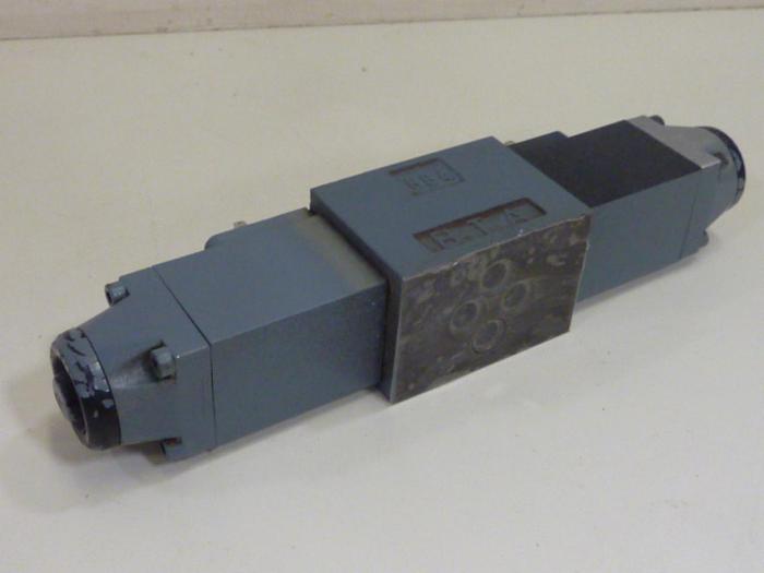 Used MANNESMANN REXROTH Valve 4WE6W53AG2NKZ4 #54152