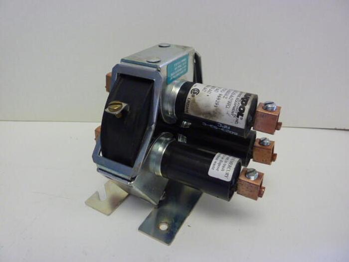 Used DURAKOOL Contactor Relay 2M35A120AOWG Used