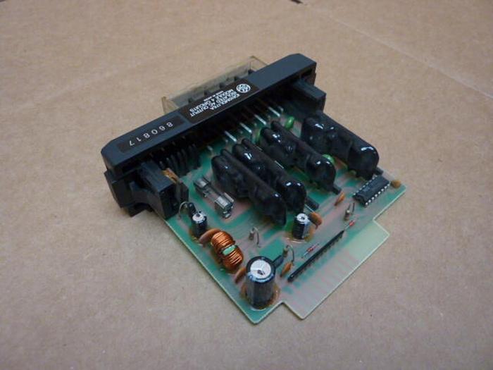 Used GENERAL ELECTRIC / GE AC Output Module IC610MDL176A #27650
