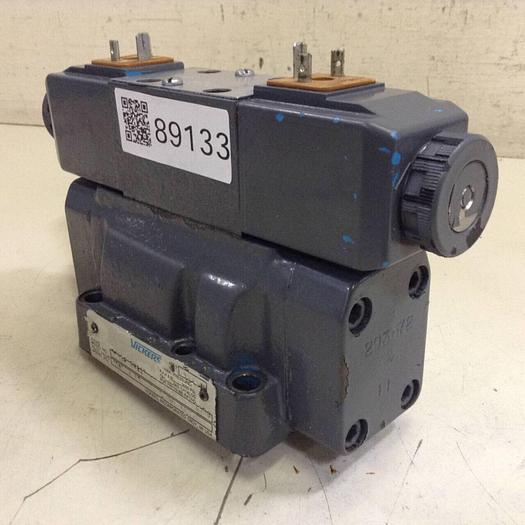 Used VICKERS Valve DG4V-3-6C-M-U-HL7-60-B13 Used
