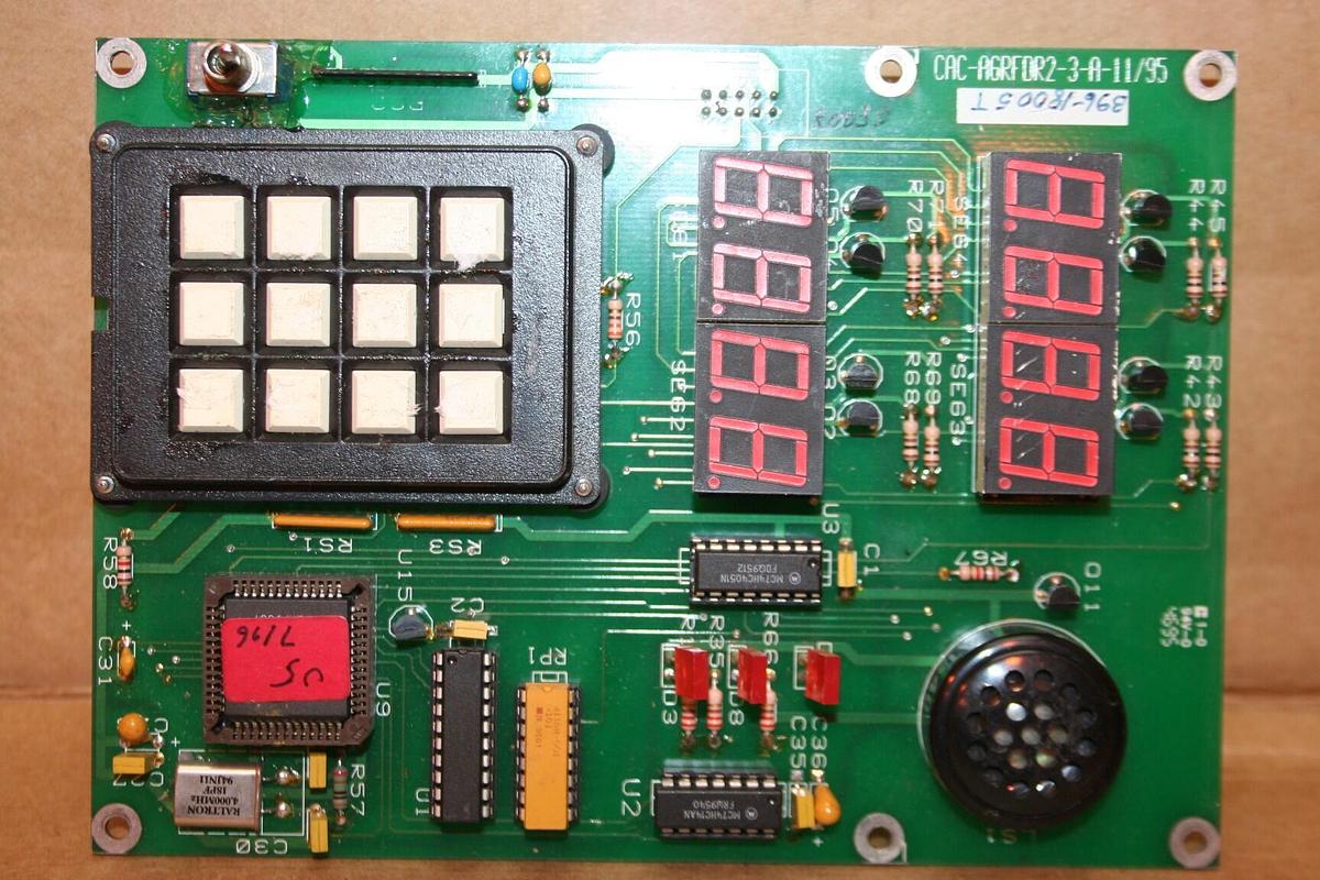 Used MOULD TEK Feed Control Board CAC-AGRFDR2-3-A-11/95 Used
