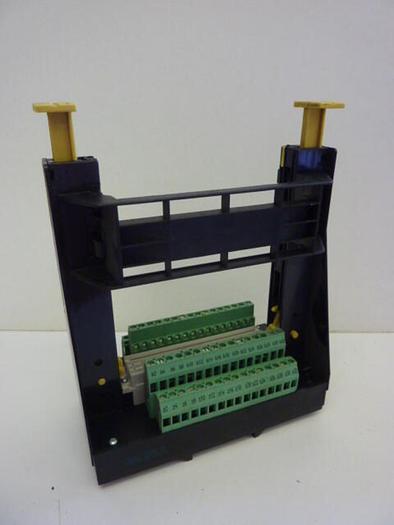 Used MURR ELEKTRONIK Terminal Block / Card Stand 63040 USED